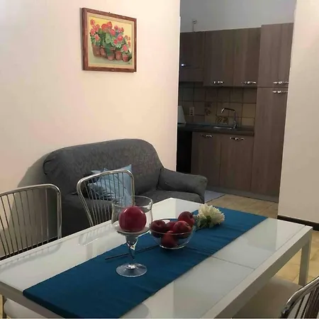Il Gatto Sulla Luna, Ai Piedi Delle Langhe Apartament *