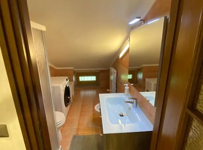 Il Gatto Sulla Luna, Ai Piedi Delle Langhe Апартаменты